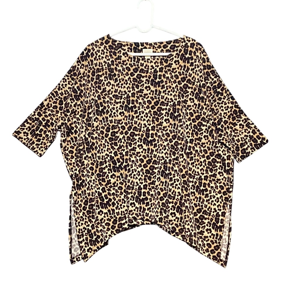 Chico's Women's Size 1/US M Leopard Print Oversized‎ Dolman Sleeve Tunic Top